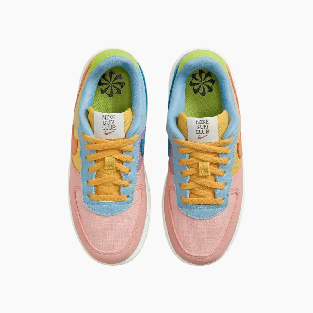 Nike Air Force 1 Low &