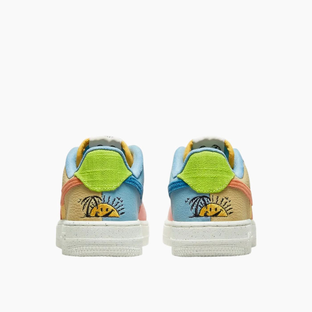 Nike Air Force 1 Low &