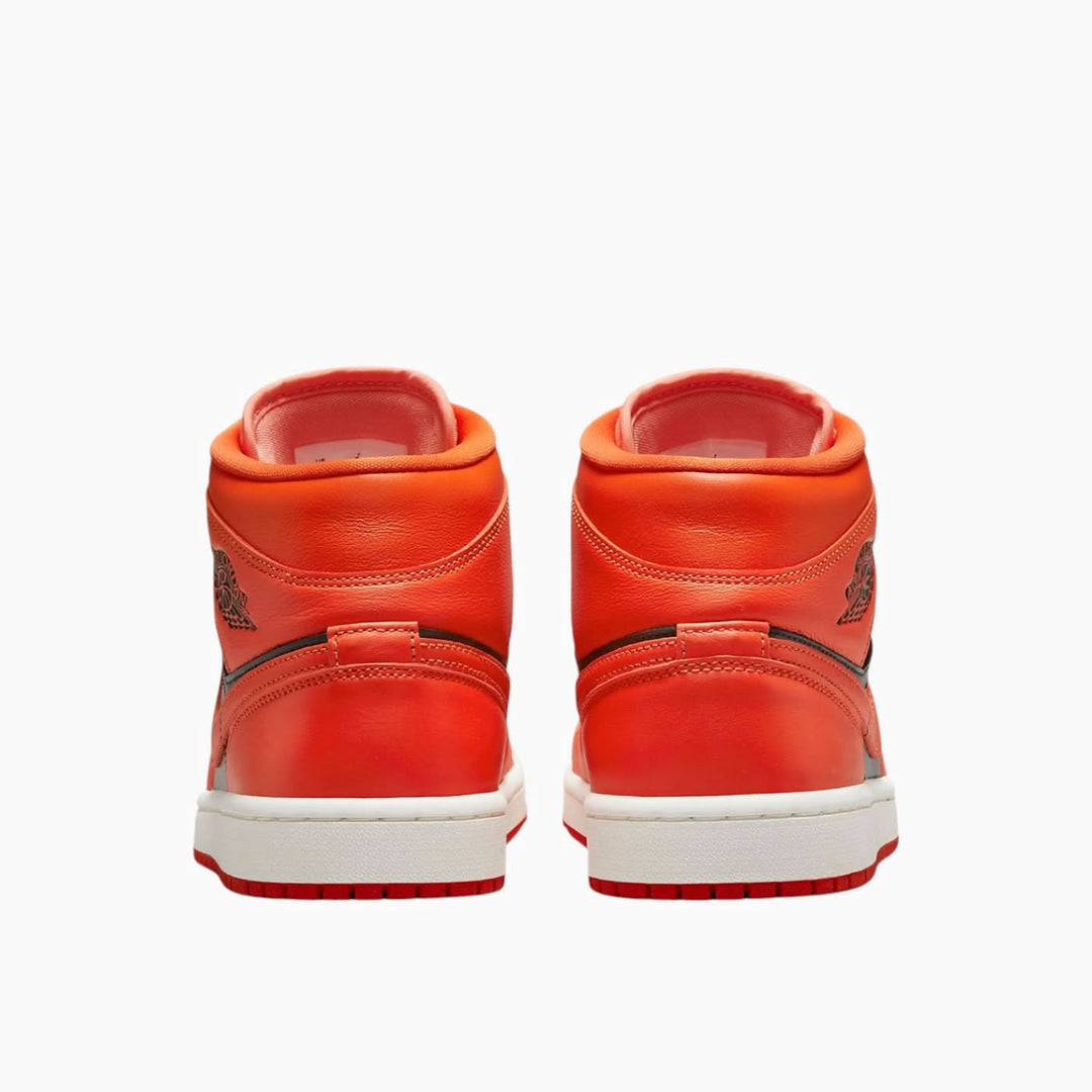 Nike Air Jordan 1 Mid SE &