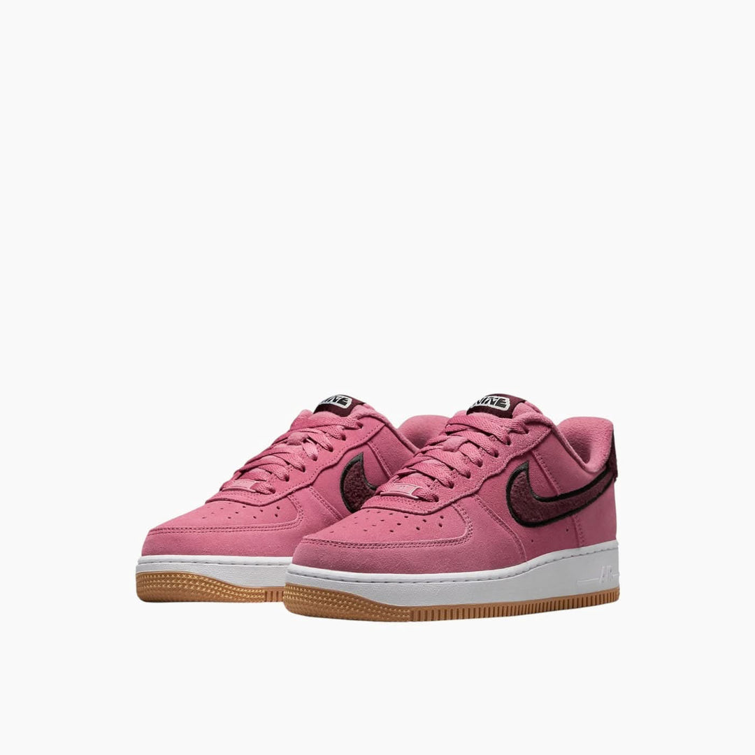 Nike Air Force 1 Low &