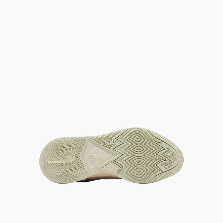 Nike KYRIE 8 ASW &
