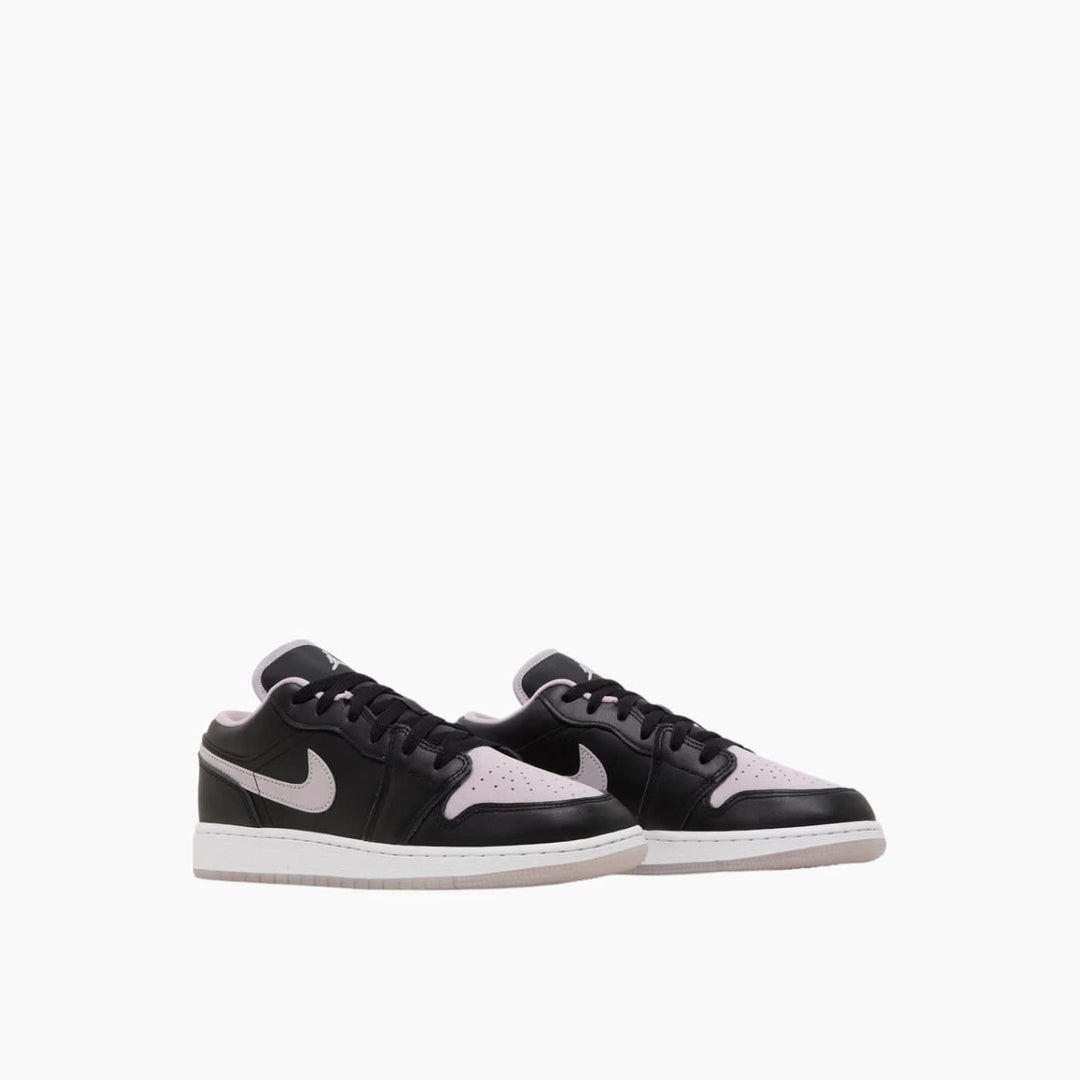 Air Jordan 1 Low SE Sneakers
