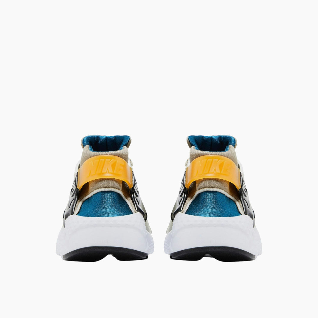 Nike Air Huarache Run GS &