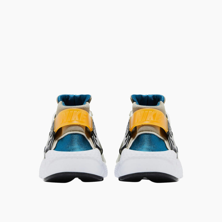 Nike Air Huarache Run GS &
