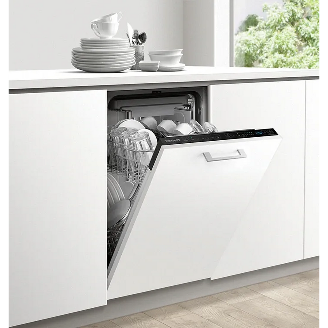 Samsung Series 6 Built in Full Size Dishwasher, 14 Place Settings