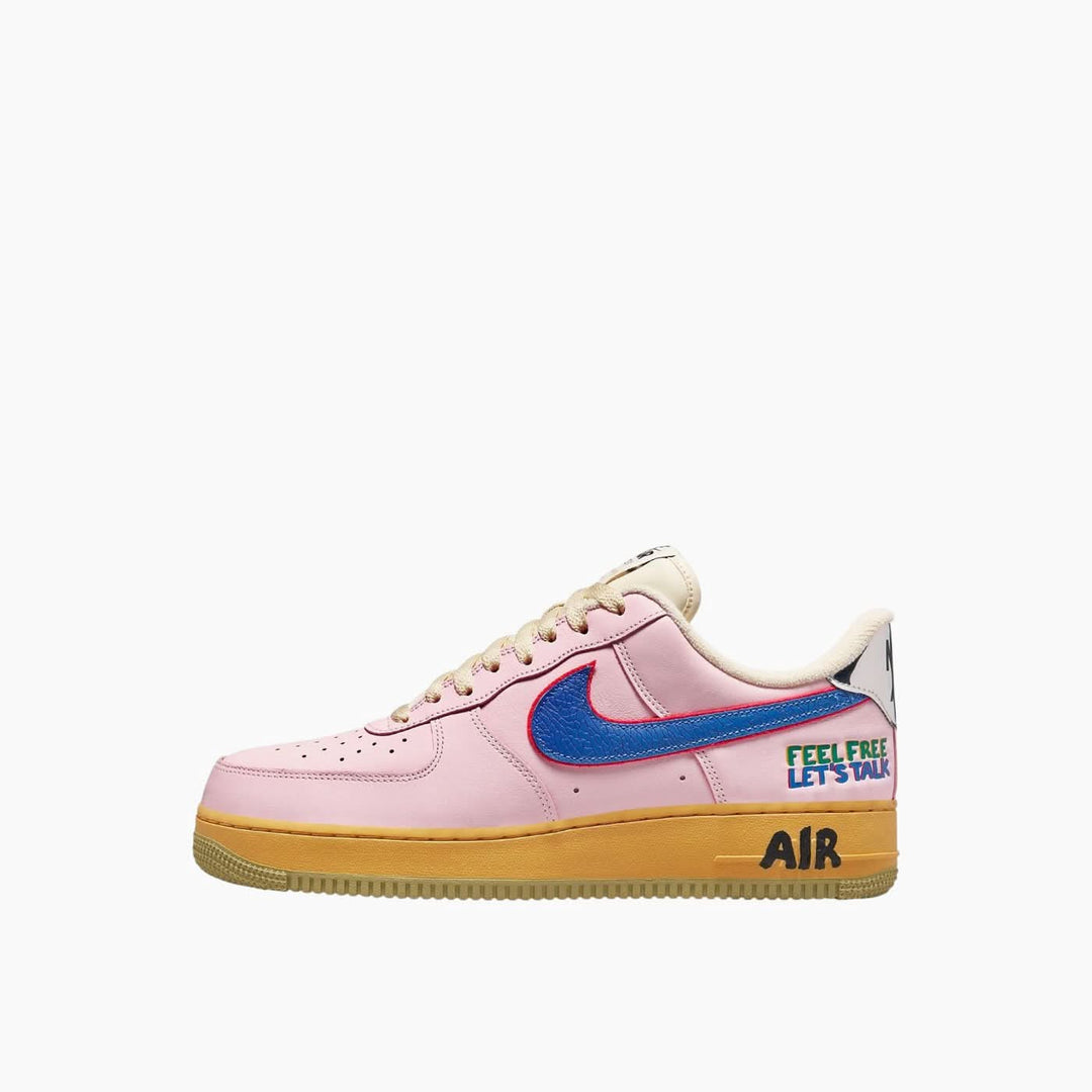 Nike Air Force 1 Low &