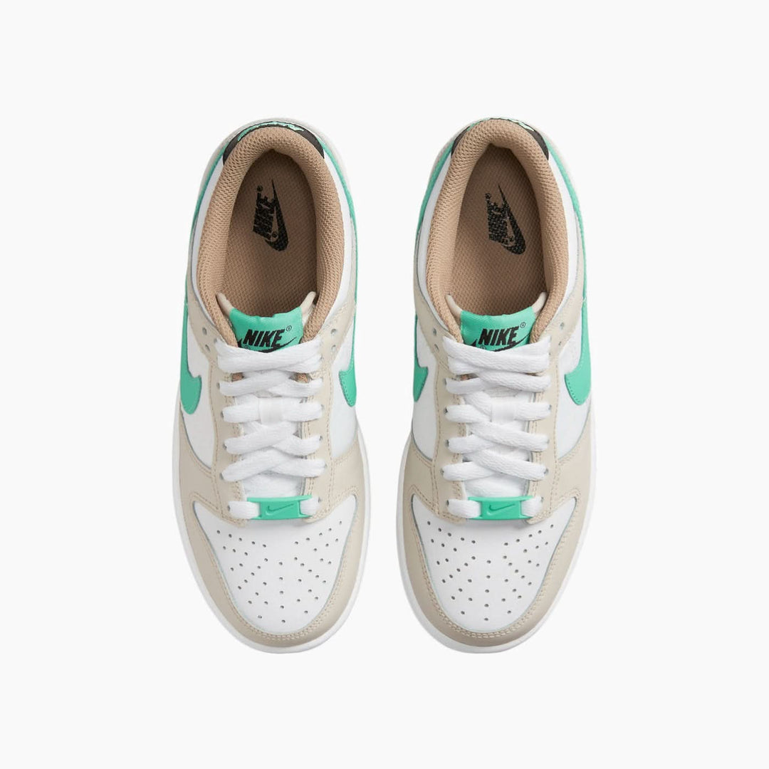 Nike Dunk Low &