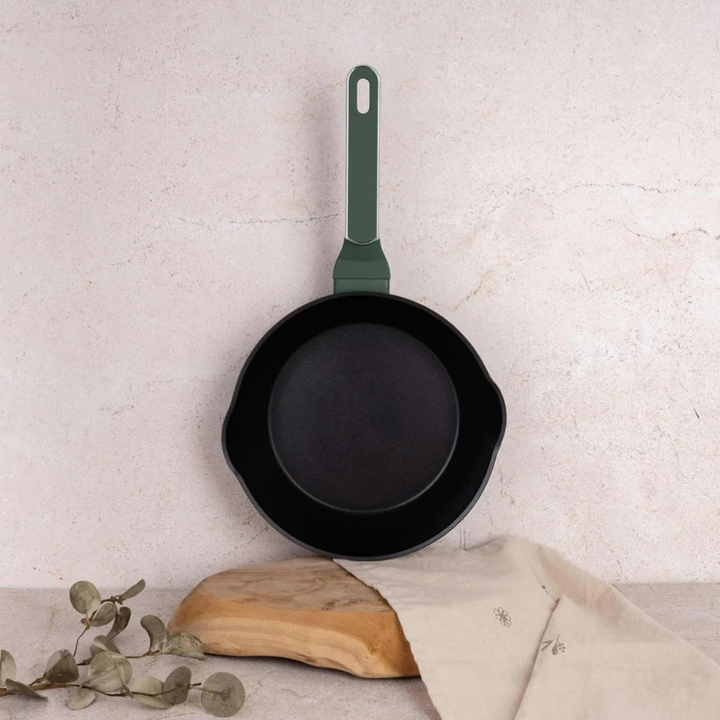 Berlinger Haus Deep Frying Pan, 24 cm - Matte Green