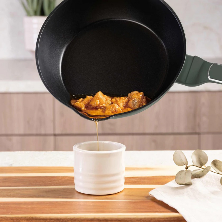Berlinger Haus Deep Frying Pan, 24 cm - Matte Green