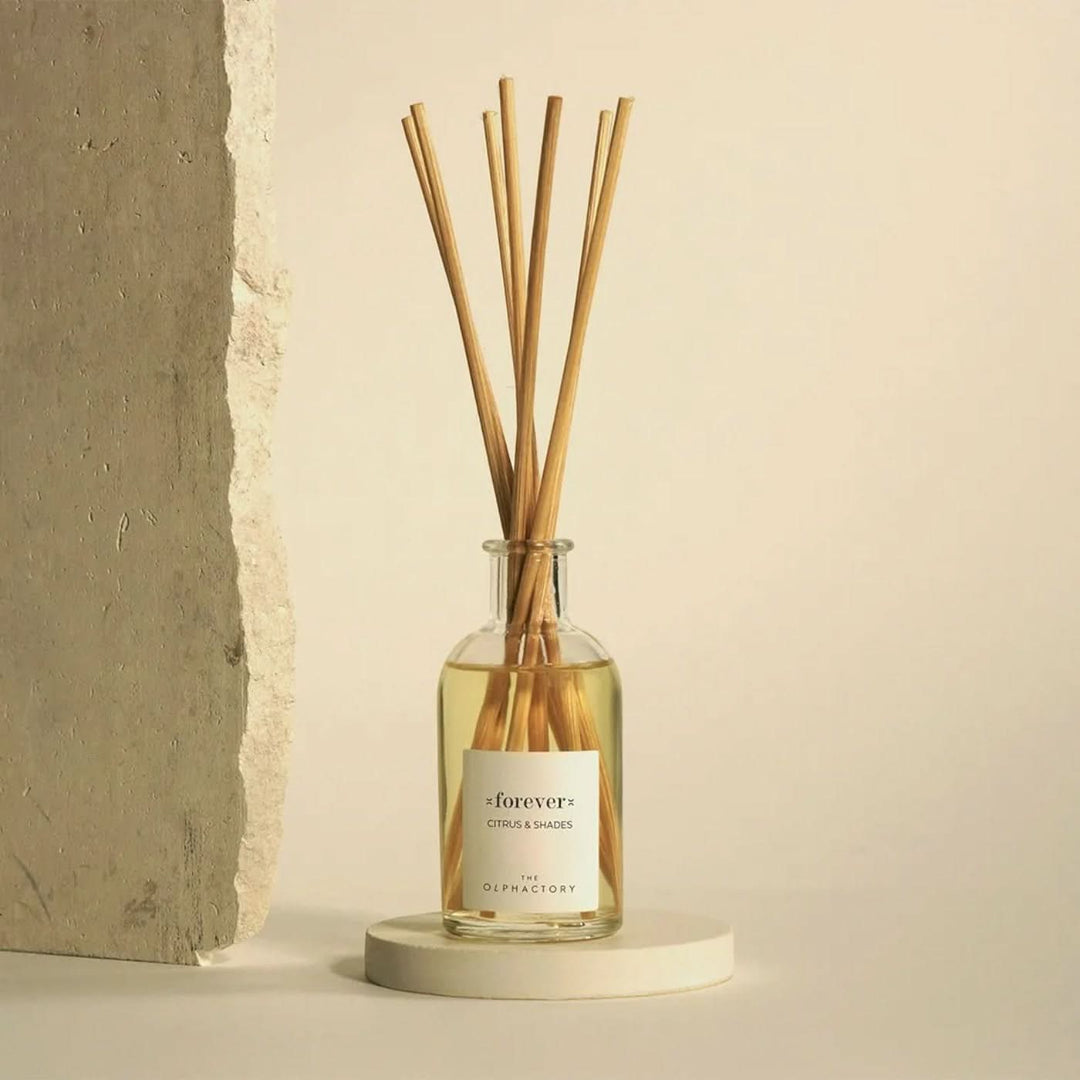 ناشر عطر أسود - 100 مل - الحمضيات والظلال