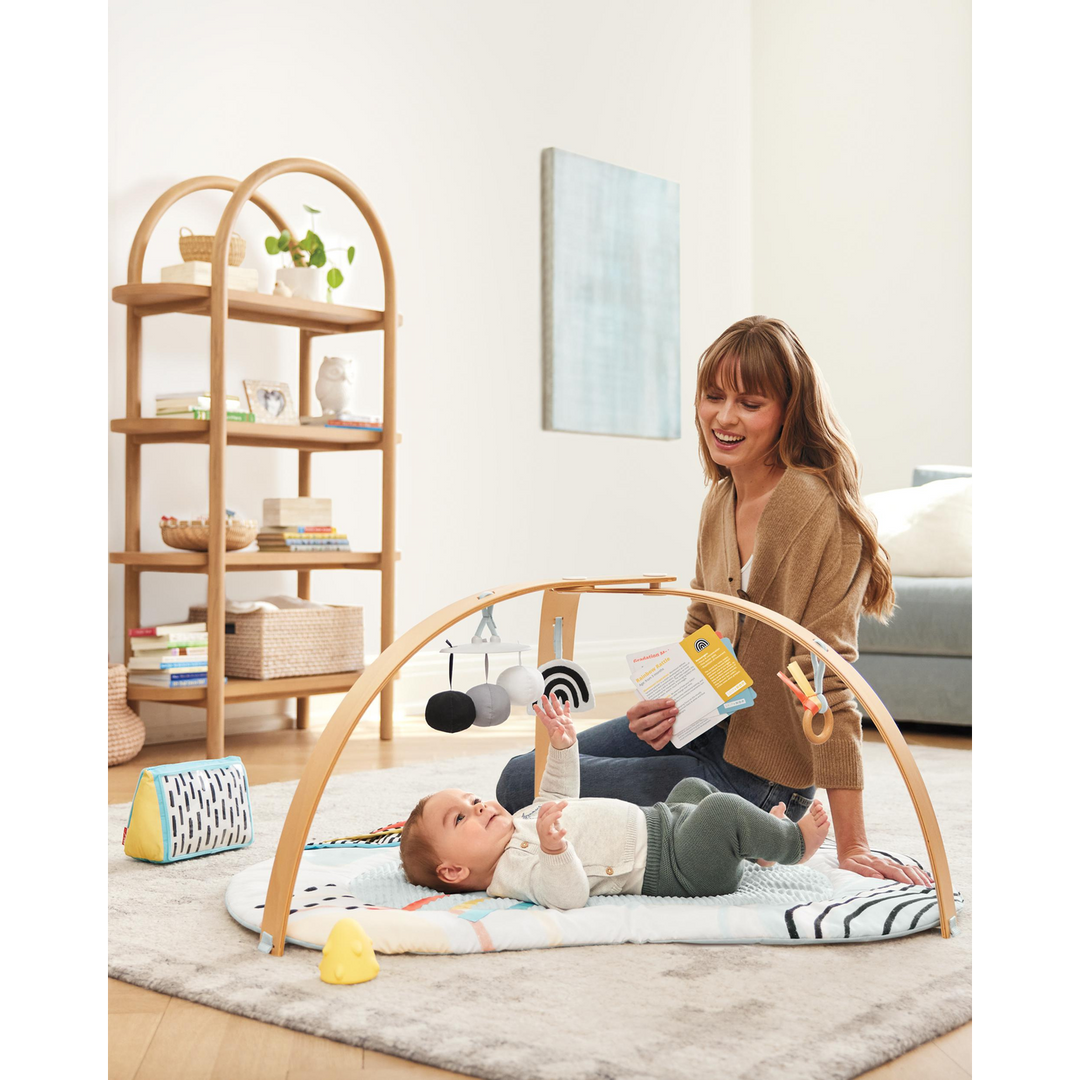 Skip Hop Discoverosity Montessori-Inspired Play Gym