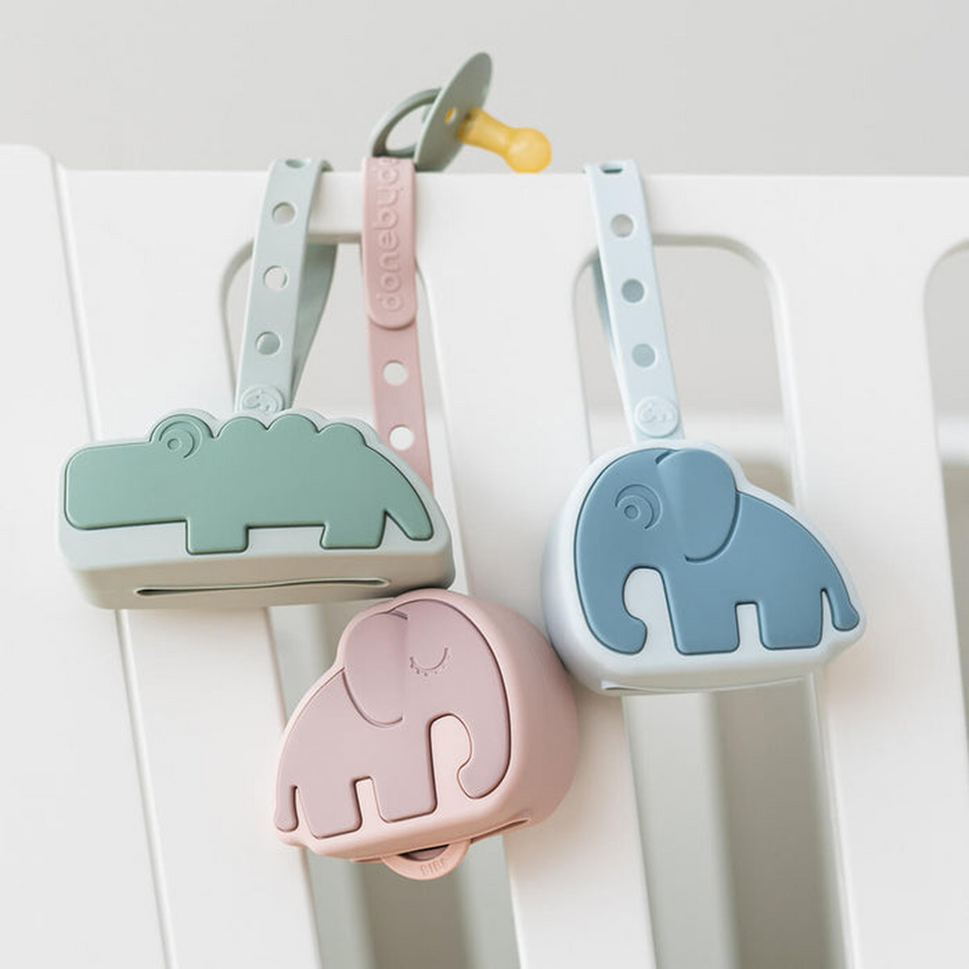 Done By Deer Silicone Pacifier Pouch Powder