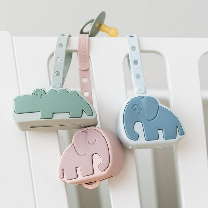 Done By Deer Silicone Pacifier Pouch Powder