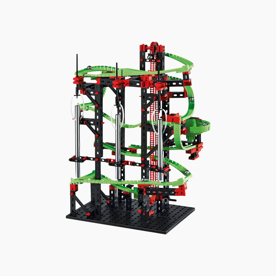 Dynamic Toy construction set with sound-activated elements