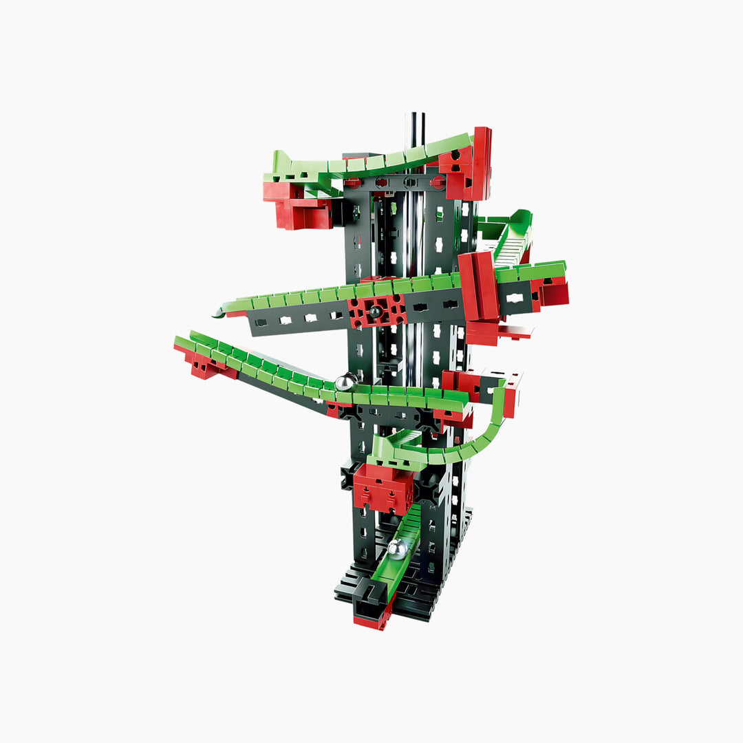 Dynamic Toy construction set with sound-activated elements