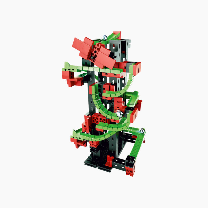 Dynamic Toy construction set with sound-activated elements