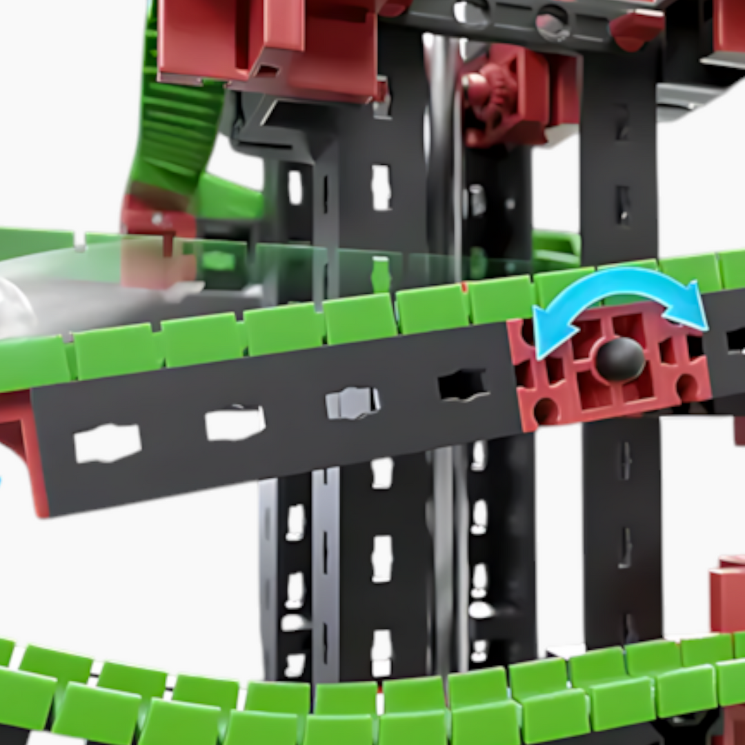Dynamic Toy construction set with sound-activated elements