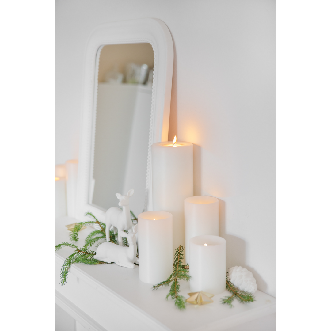 Edzard Cornelius Candle-Shaped Tealight Holder 15 cm - White