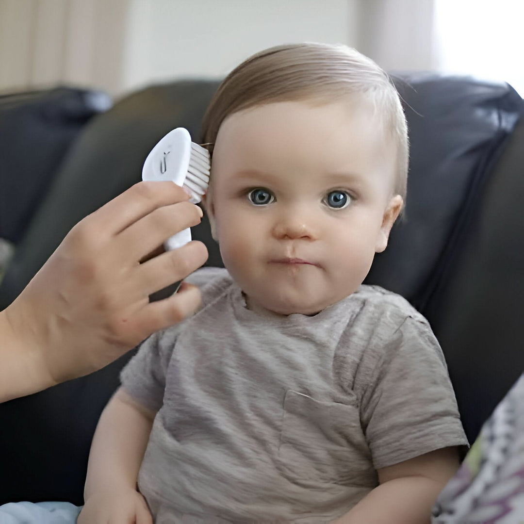 Tommee Tippee Everyday Essential Baby Brush &amp; Comb Set - HUNA