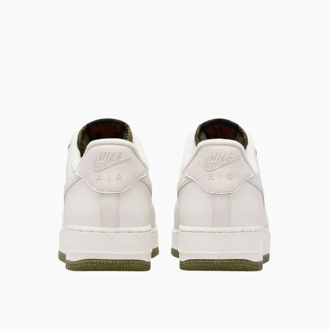 Air Force 1 Low 07 LV8 &