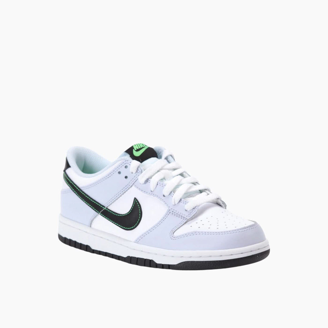 Nike Dunk Low Sneakers