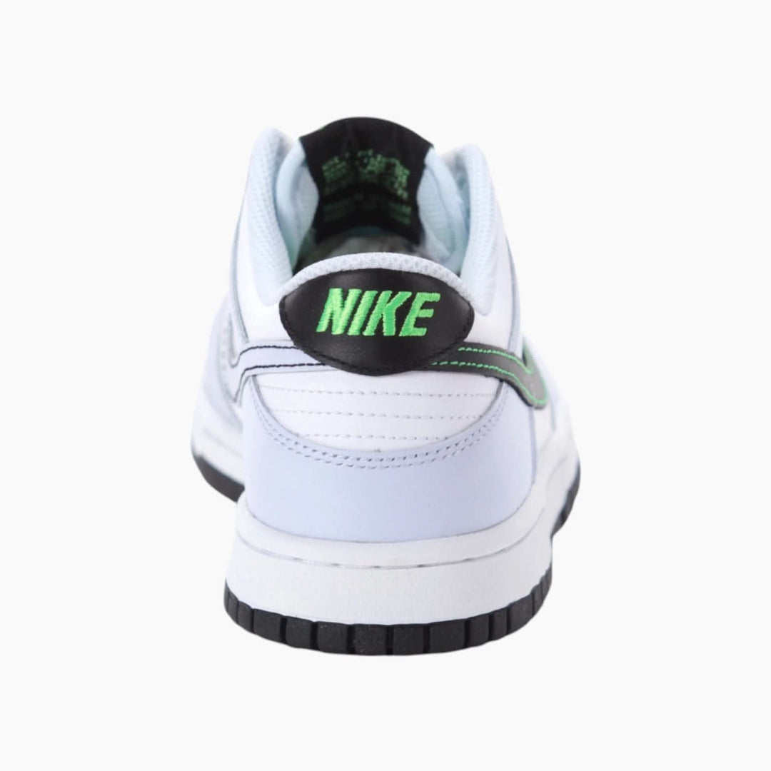 Nike Dunk Low Sneakers