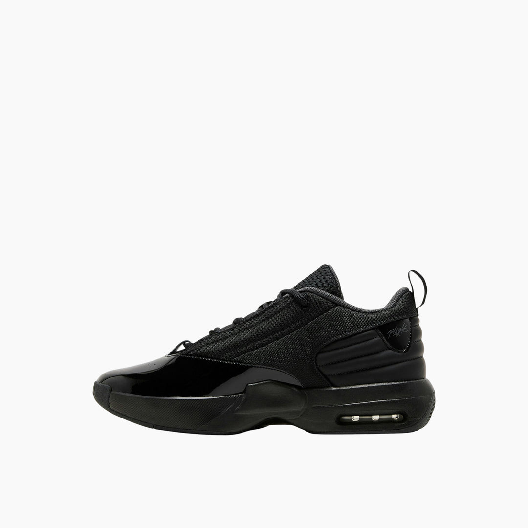 Nike jordan max aura 6