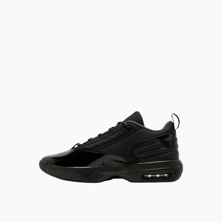 Nike jordan max aura 6