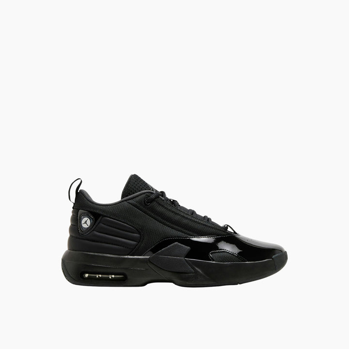 Nike jordan max aura 6
