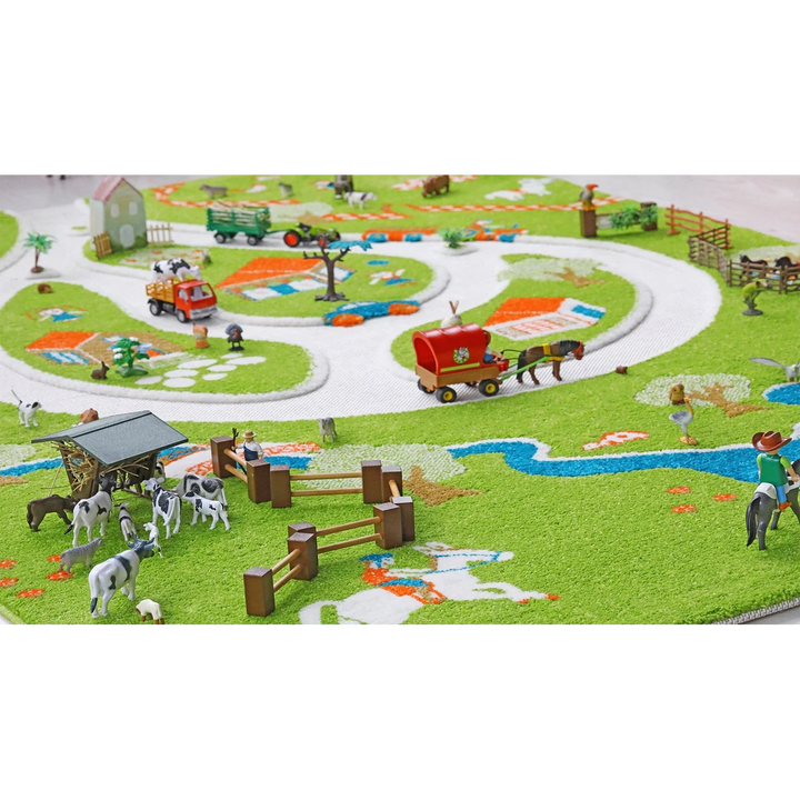 IVI World Farm Play Rug made of 100% polypropylene