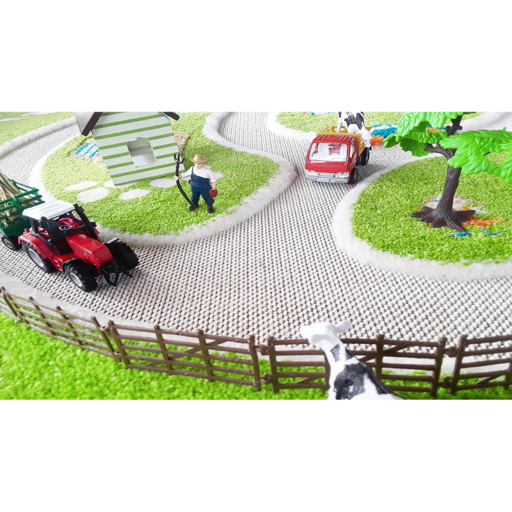 IVI World Farm Play Rug made of 100% polypropylene