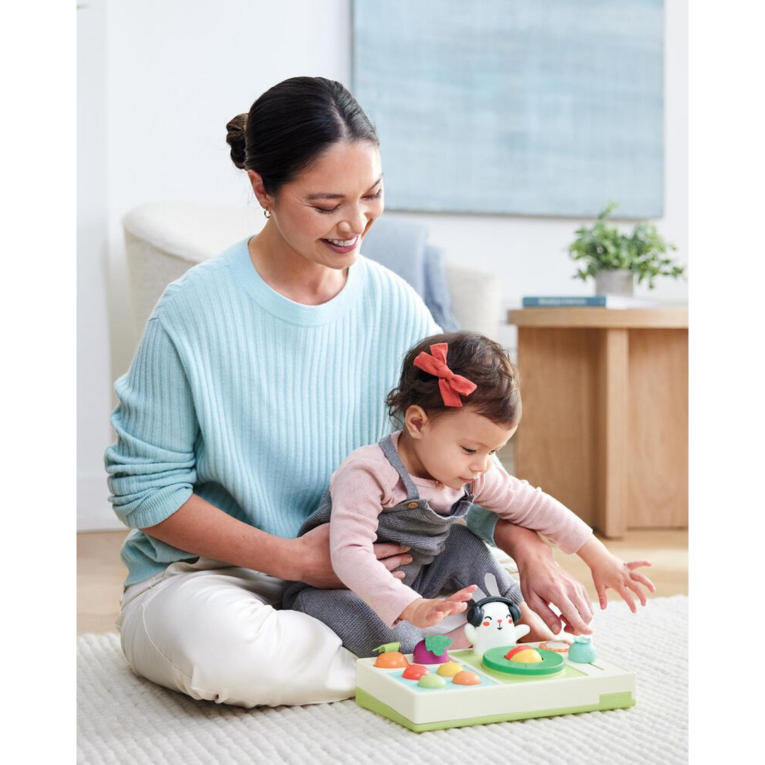 Skip Hop Farmstand Let The Beet Drop DJ Set Baby Musical Toy