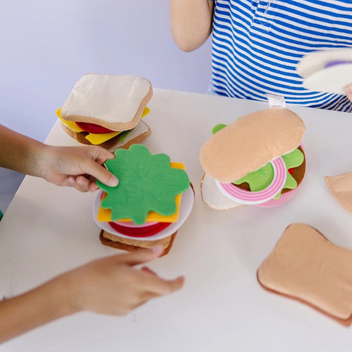 Melissa &amp; Doug Felt Play Food Set - HUNA