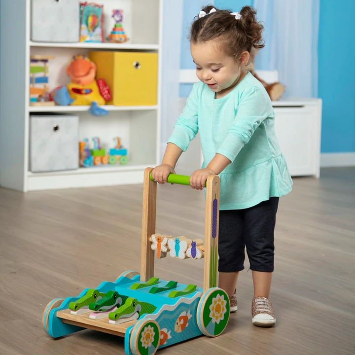 Melissa &amp; Doug Chomp and Clack Alligator Push Toy