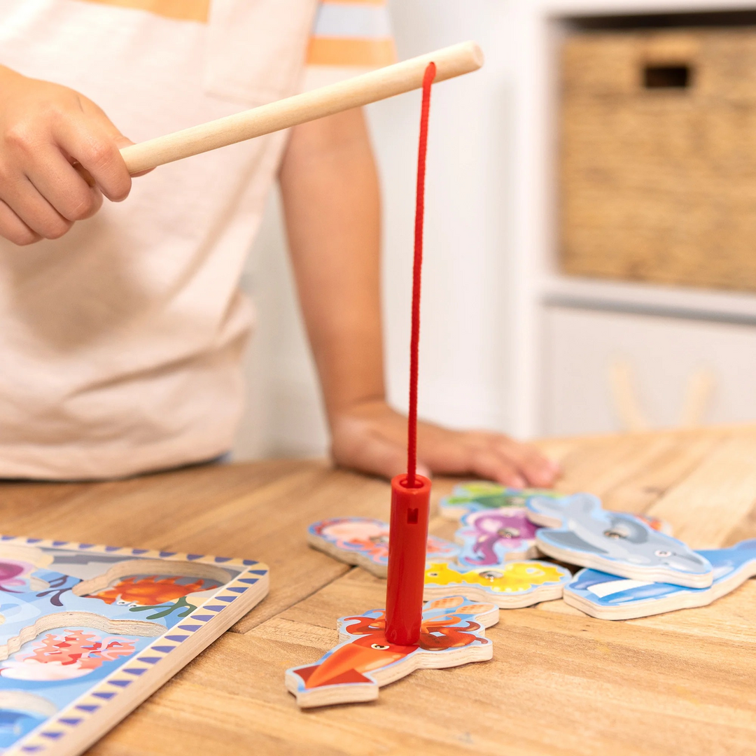 Melissa &amp; Doug Fishing Magnetic Puzzle - HUNA