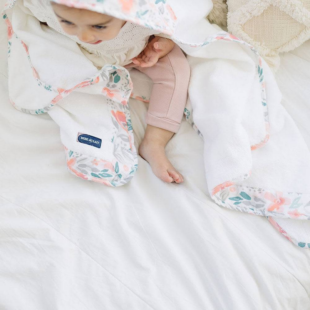 منشفة بغطاء رأس للأطفال من Bebe au Lait florett