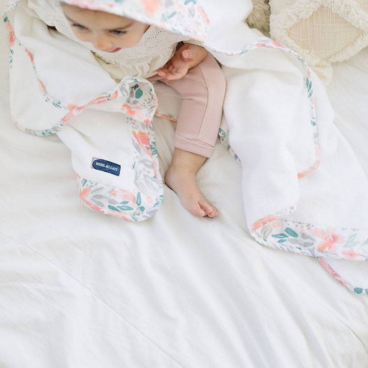 منشفة بغطاء رأس للأطفال من Bebe au Lait florett