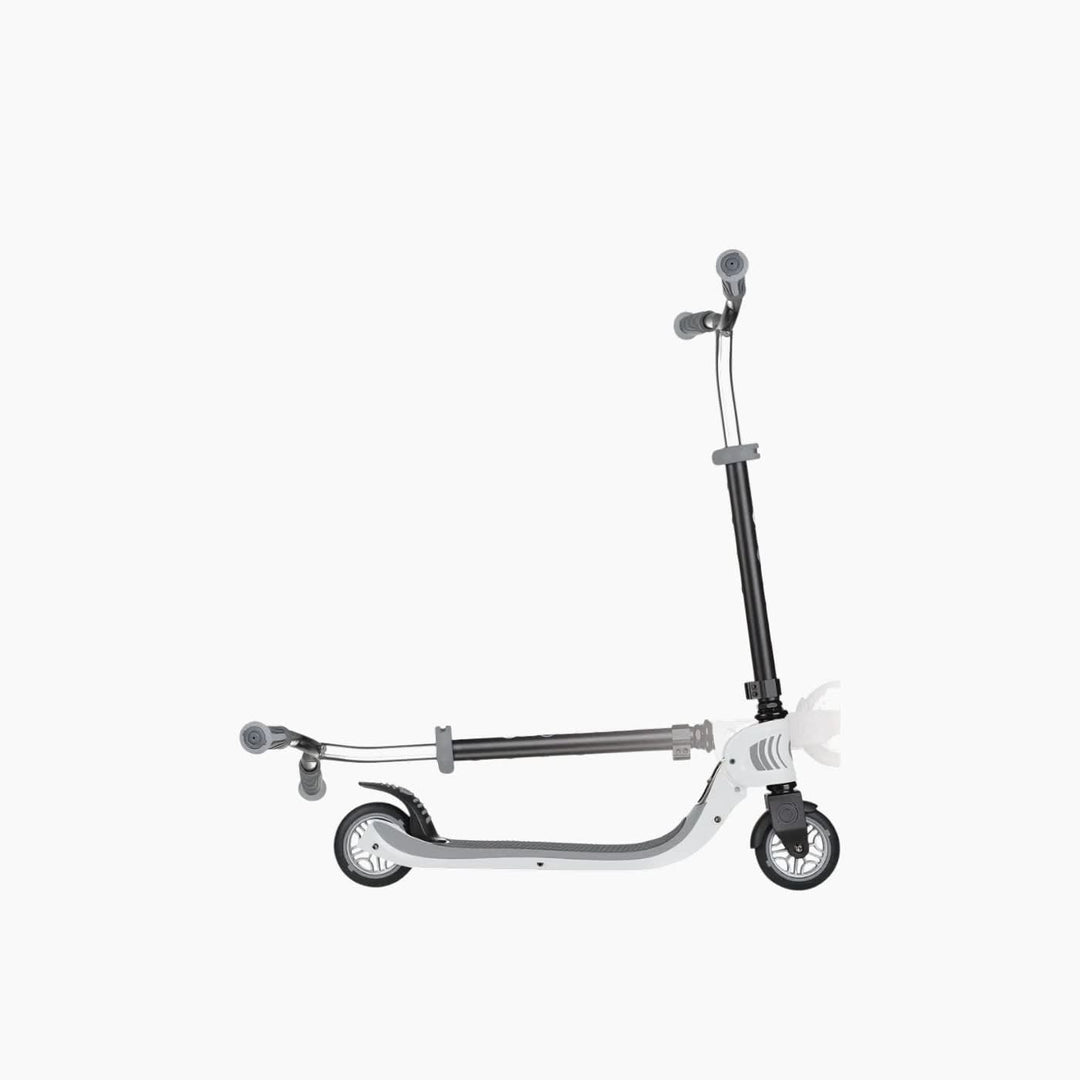 Globber Flow 125 Foldable Scooter