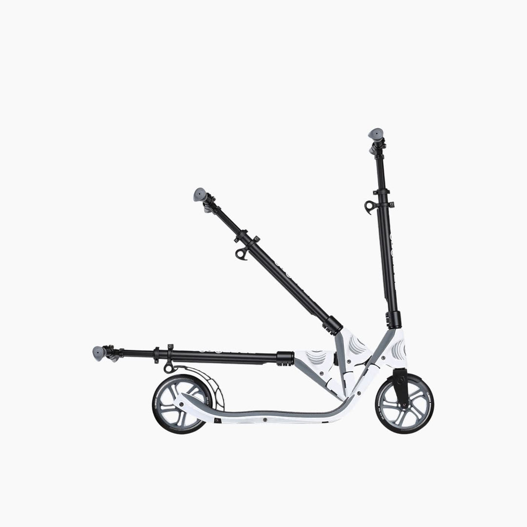 Globber One NL 205 Scooter