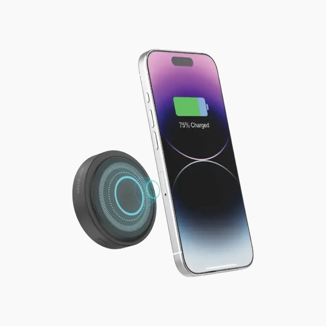 Green Lion MAG Power 3000mAh power bank with magnetic attachment