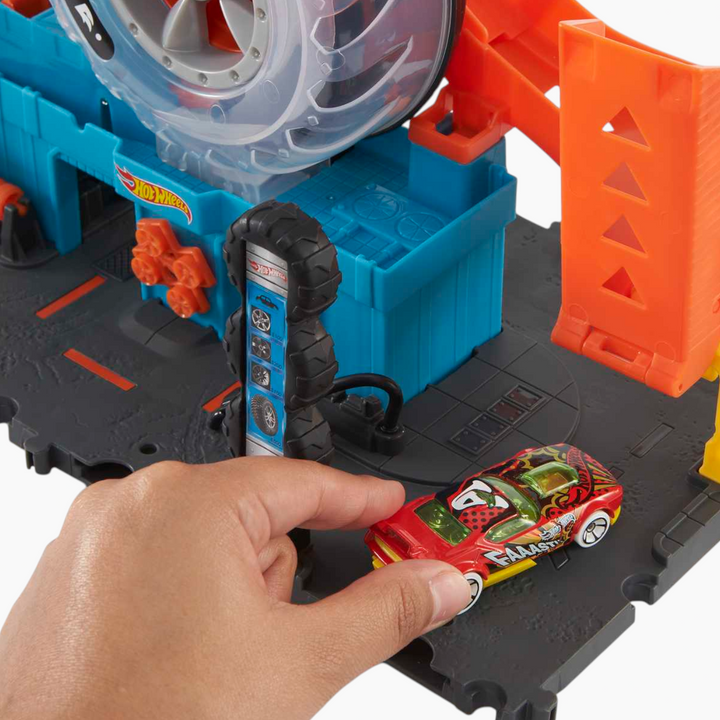Hot Wheels HW City Super Twist Tire Shop