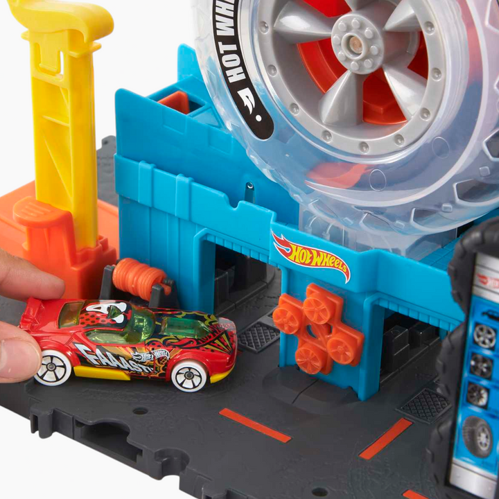 Hot Wheels HW City Super Twist Tire Shop