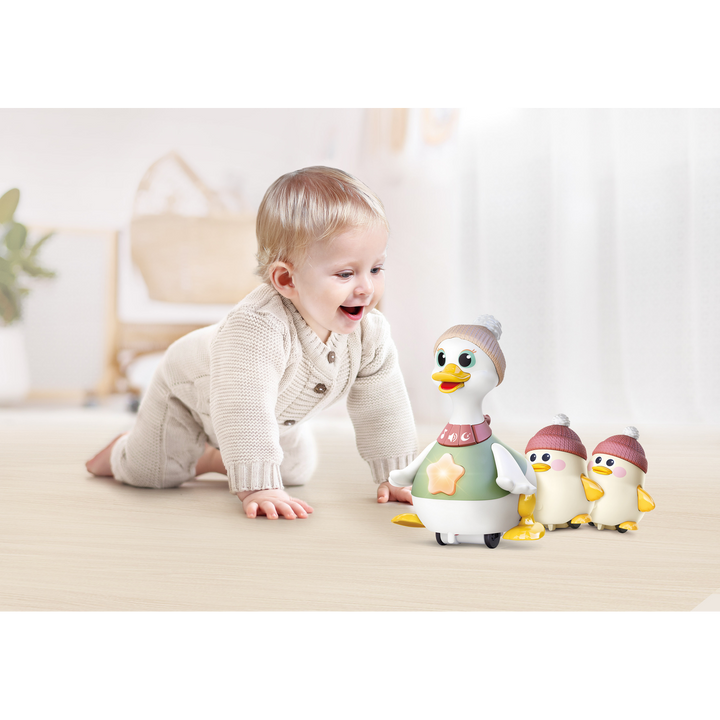 Hola Waddling Duck Family Baby Toy