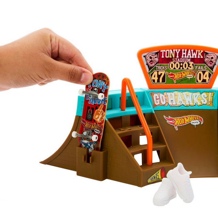 Hot Wheels Skates Drop In Skate Set Asst