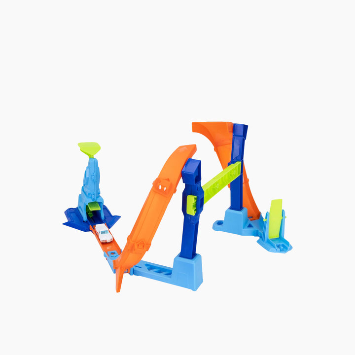 HWStuntTracksCorkscrewJumpChampionOS_2_formatted - HUNA