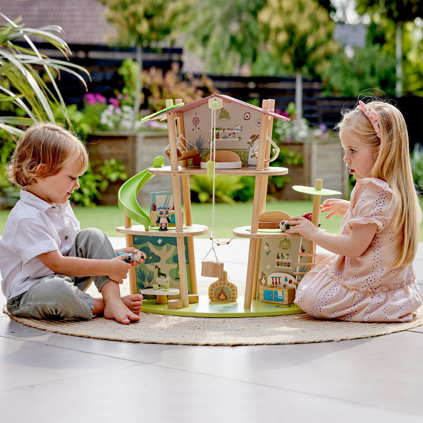 Hape Pandas’ Bamboo House Playhouse Hape Pandas’ Bamboo House Playhouse