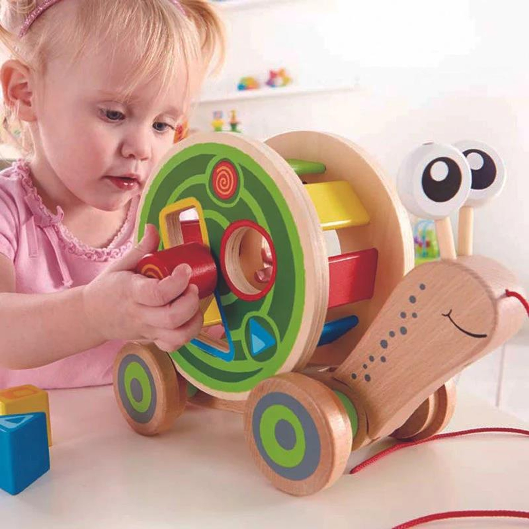 HapeWalk-A-LongSnail_WoodenPull-AlongSnailwithShapeSorterandStorageforToddlers6943478008816_13_framed_19a2b8eb-b171-4bbe-83c8-ef35d889587f - HUNA