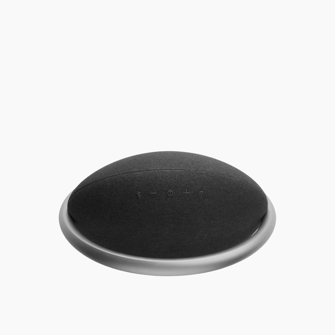 HarmanKardonOnyxStudio8PortableBluetoothSpeaker-PremiumStereoSoundONYX-STUDIO8-Black_4_formatted - HUNA