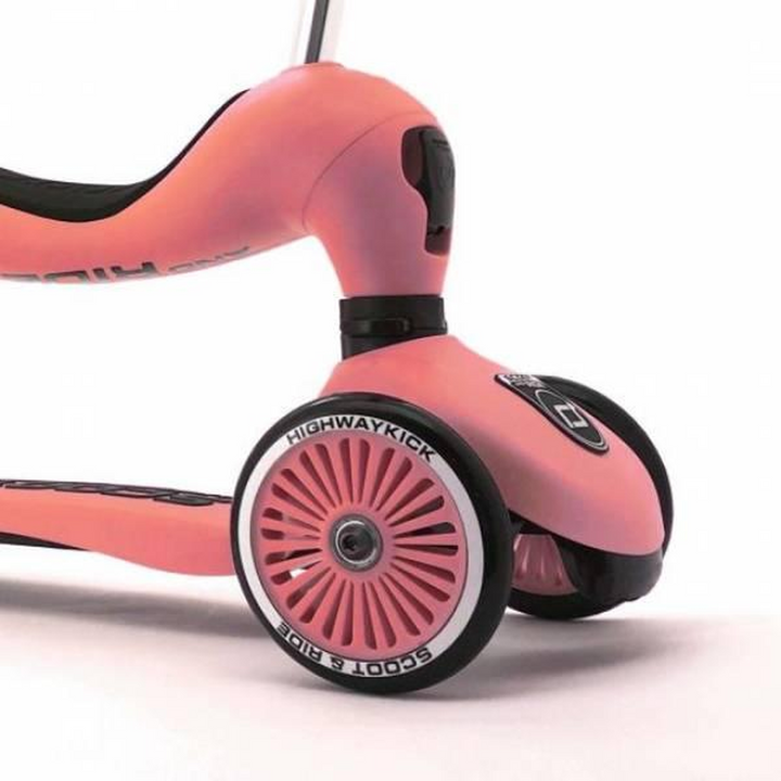 Scoot &amp; Ride Highwaykick 1