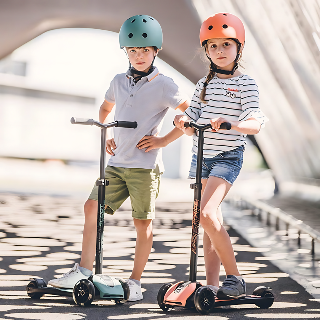 Scoot &amp; Ride Highwaykick 5 Led Forest